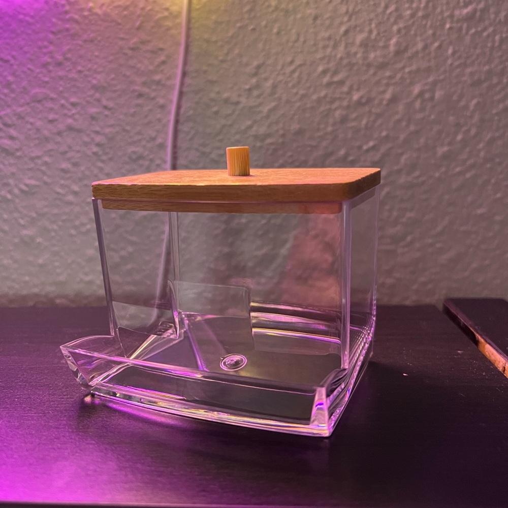 Cute Q-Tip Cotton Swab Container Holder